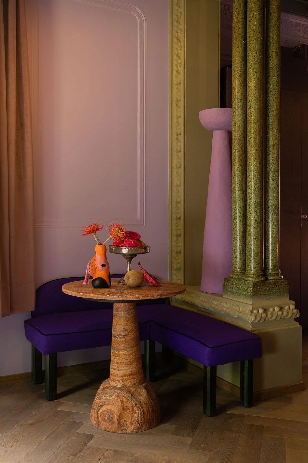Room Lilac